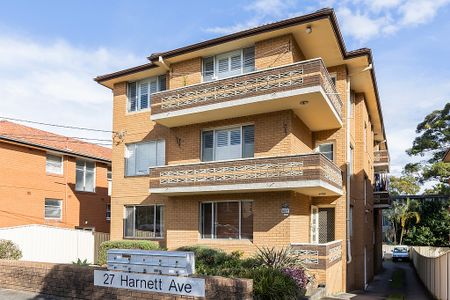 Two bedroom apartment in quiet street - Photo 5