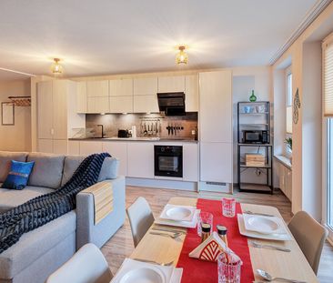 Beautiful living in Laim with balcony, modern equipment - Photo 1