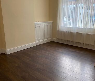 2 Bed Terraced House, Hawthorne Street, LE3 - Photo 5