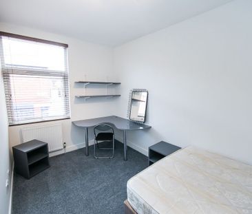 Harold Walk, Hyde Park, Leeds - Photo 4