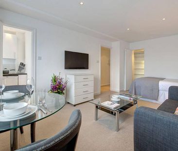 Studio to rent - Photo 1