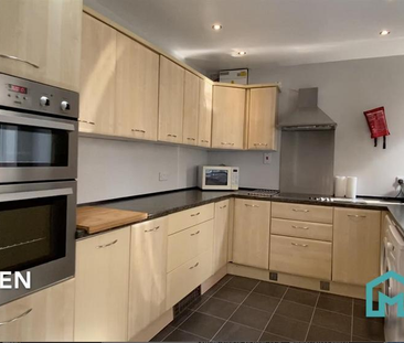4 bedroom private hall to rent - Photo 2