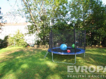 Pronájem bytu 2+1 75 m2 - Fotografie 5