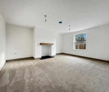 4 bedroom detached house to rent - Photo 3