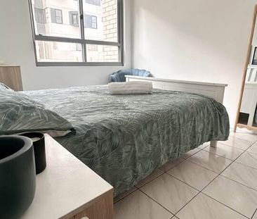 Bondi Junction - Photo 5