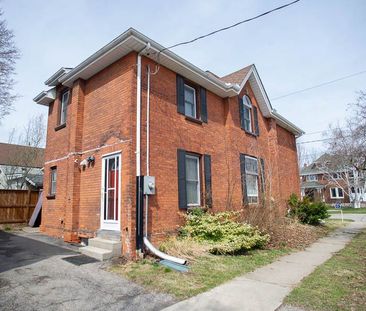 For Lease - 193 Chatham Street Unit# 1, Brantford, Ontario - Photo 1