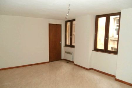 Appartement T2 à louer à TOURNON - Photo 3