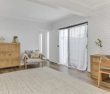 TWO FURNISHED APARTMENTS IN CENTRAL TWEED HEADS - Photo 3