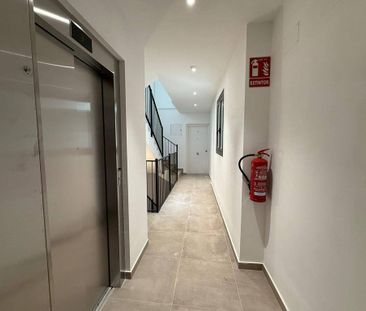 2 room luxury Apartment for rent in Valencia, Spain - Photo 6