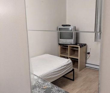 Chambre meublée Montréal Tetreauville Mercier Hochelaga - Photo 1