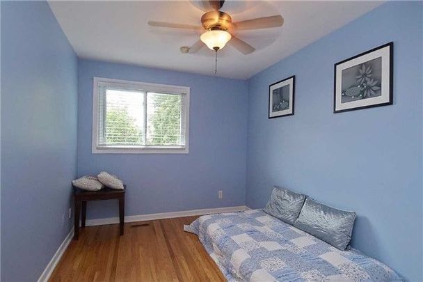 For Lease - 130 Surbray Grove, Mississauga, Ontario - Photo 1