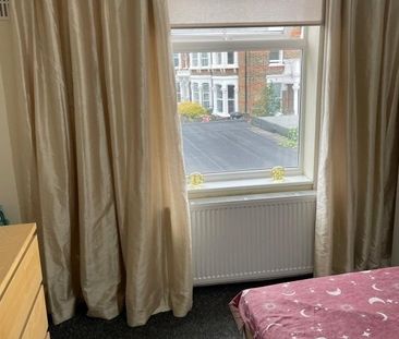 Room in a Shared Flat, Linden Avenue, NW10 - Photo 2