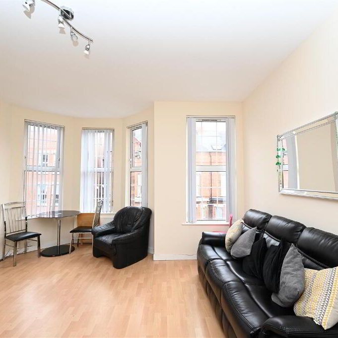 11b Eglantine Gardens, Belfast, BT9 6EZ - Photo 1