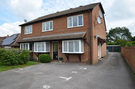 1 bedroom apartment to rent - Photo 2