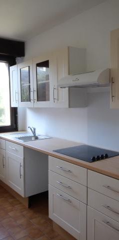 Location Appartement 2 pièces 65m² CAMBRAI 59400 - Photo 2