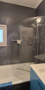 Location Appartement 2 pièces 52m² VILLENEUVE D ASCQ 59650 - Photo 3