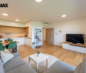 Pronájem bytu 2+kk 72 m², Boněcký rybník 605, Zlín - Фото 1