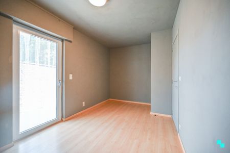 Tweeslaapkamerappartement nabij centrum Oostrozebeke - Photo 3