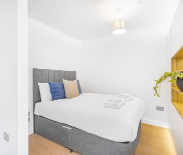 Studio to rent - Photo 6
