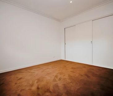 3 Bed, 2 Bath - Photo 3