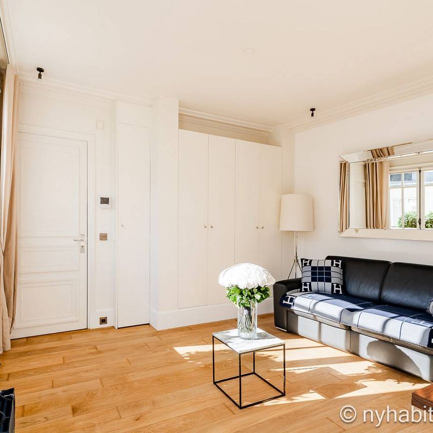 Logement à Paris, Location meublée - Photo 1