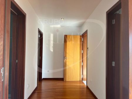 Luxury Flat for rent in Serralves, Porto, Distrito do Porto - Photo 2