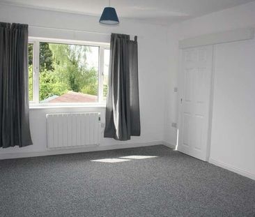 Station Road, Yate, BS37 - Photo 2