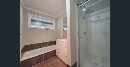 Welcome to 6 Berkley Place! - Photo 5