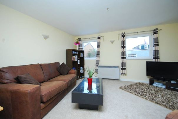4 Bed Terraced House, Cyclops Mews, E14 - Photo 1
