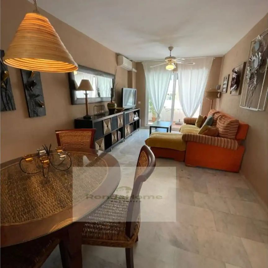 Piso de alquiler en Calle Poseidon, Nueva Torrequebrada - Photo 1