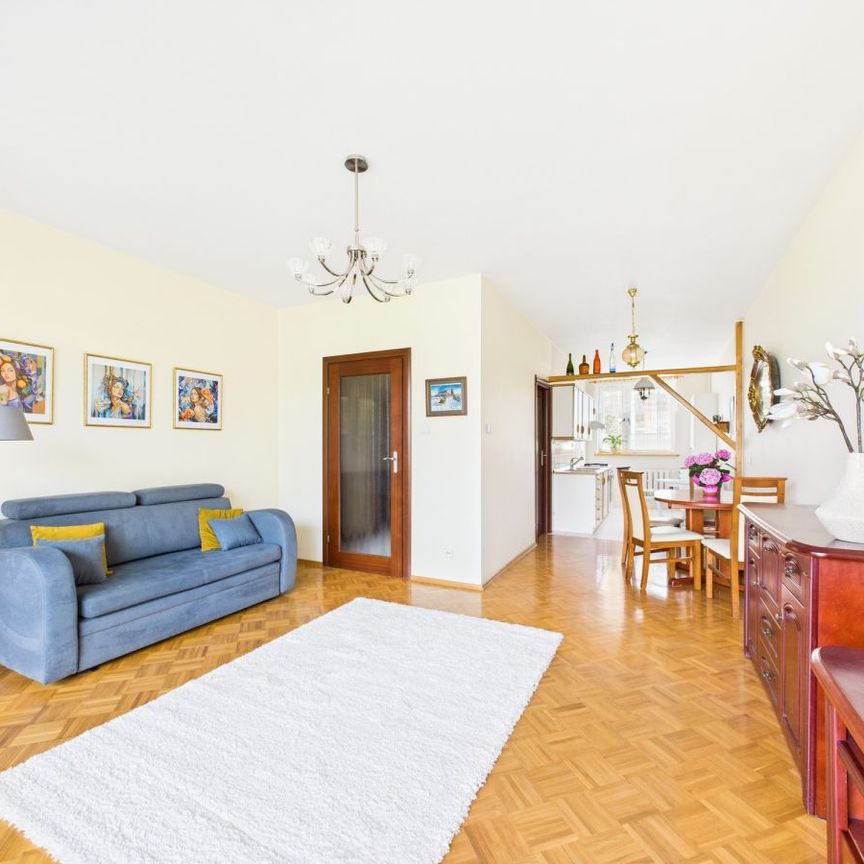 *Panoramiczne okno z tarasem - widok na las* - Фото 1