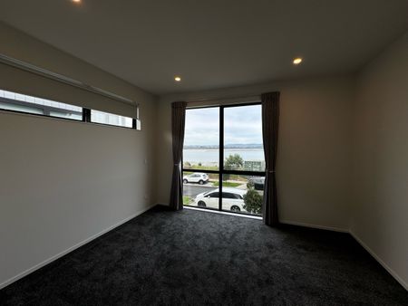Near New Family Home in Hobsonville with Seaview - Photo 2