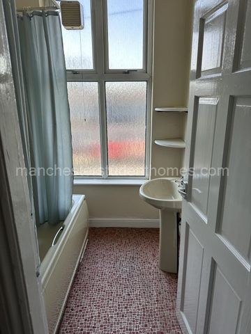 Pine Grove, Manchester, M14 5QG - Photo 5