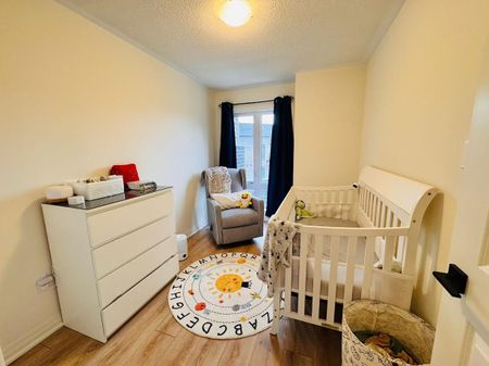 For Lease - 29 Esquire Way, Whitby, Ontario - Photo 2