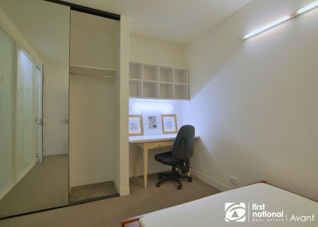 Immersive CBD Living in a prime location - Unfurnished apartment! - Photo 2
