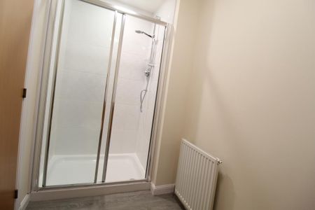 5 bedroom townhouse to rent - Photo 4