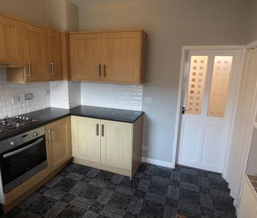 2 bedroom House To Let - Photo 4