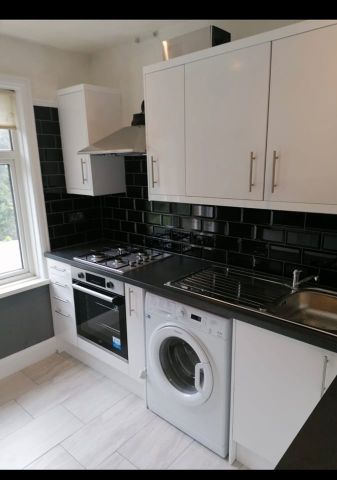 1 Bed Flat, Tremona Road, SO16 - Photo 3