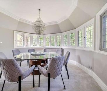 Sunningdale, Berkshire, SL5 - Photo 1