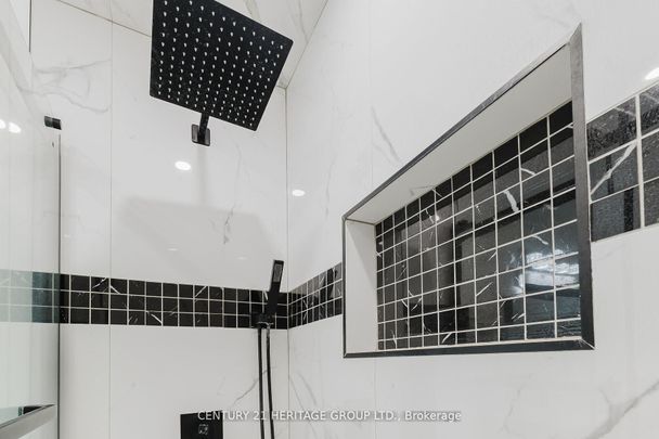 For Lease - 601 Mcbean Avenue, Newmarket, Ontario - Photo 1