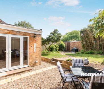 Derwent Close, Farnborough, Hampshire, GU14 - Photo 4