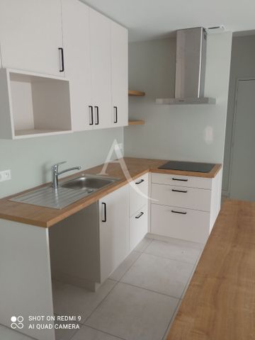 Location Appartement 4 pièces 85m² - Photo 3