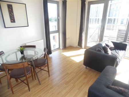 2 bedroom apartment to rent - Photo 4