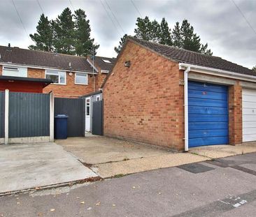 3 bedroom terraced house to rent - Photo 4