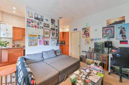 2 bedroom flat to rent - Photo 3