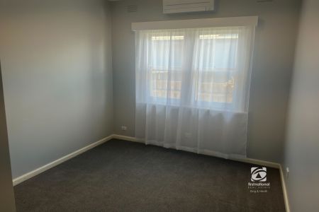 SIMPLE MODERN CHARM - Photo 3