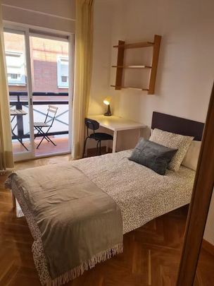 Calle de Sagunto, Madrid, Community of Madrid 28010 - Photo 1