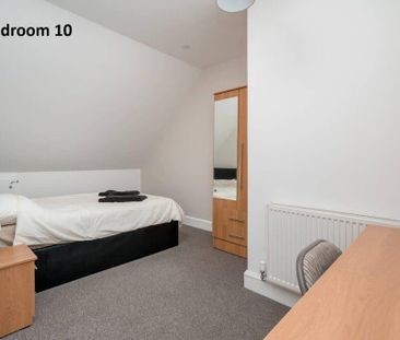 10 bedroom flat share to rent - Photo 5