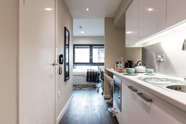 Studio to rent - Photo 1