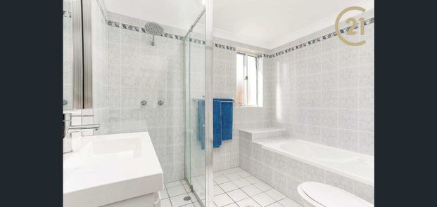 Modern Two-Bedroom Apartment in a Boutique Block - Photo 1